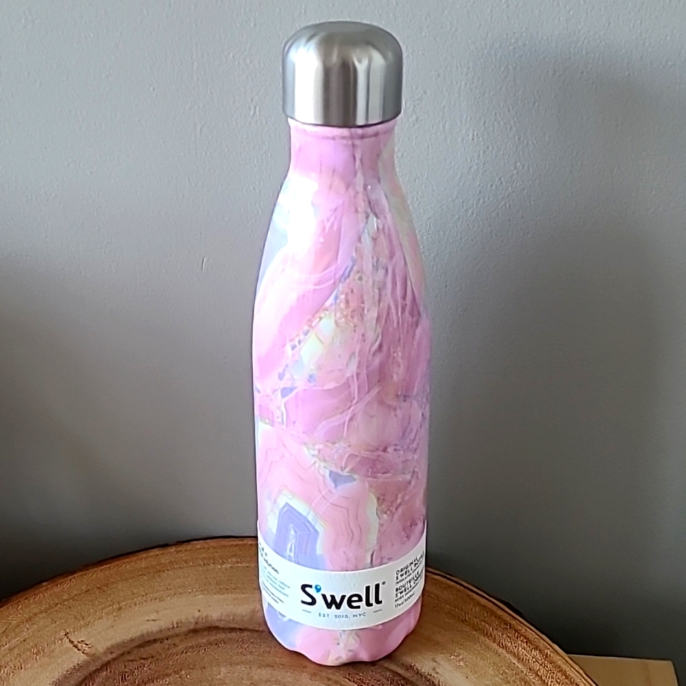 NWT S'well water bottle marble pattern 500ml